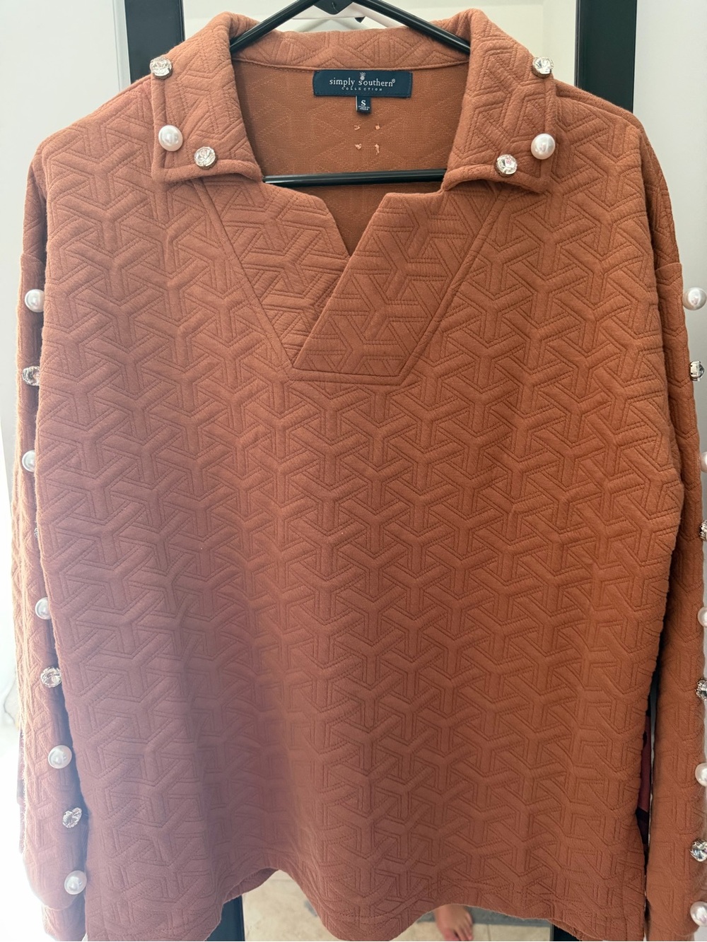 Simply Southern Brown Rust Textured Pearl V-Notch Sweatshirt Tunic